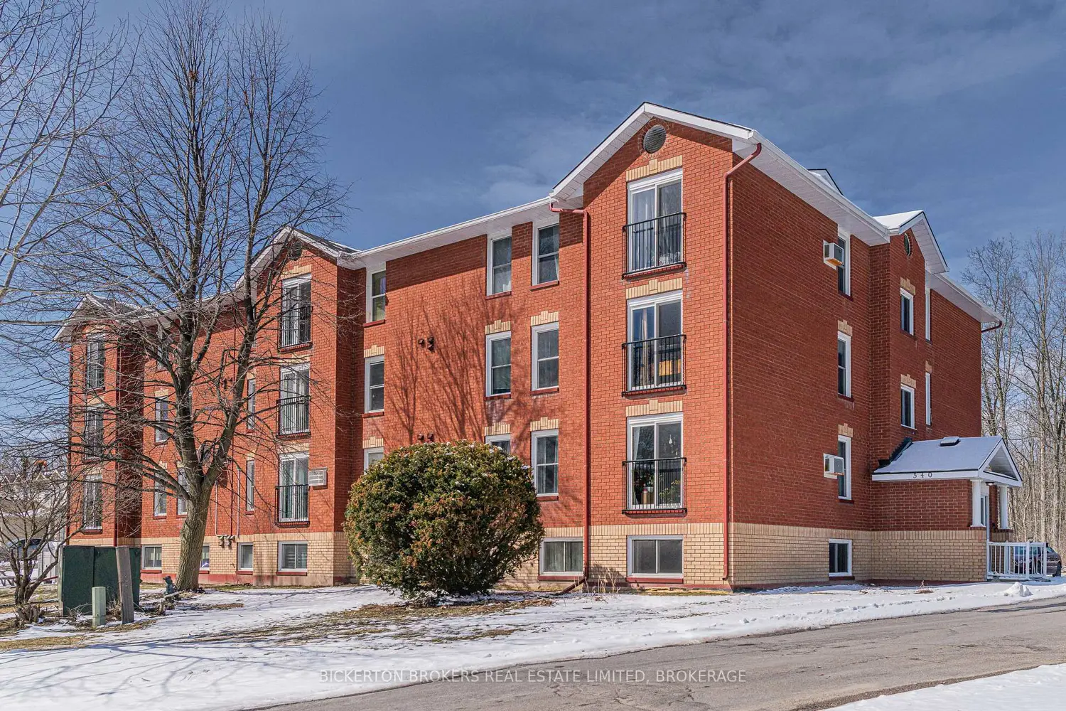 540 Talbot Place 101