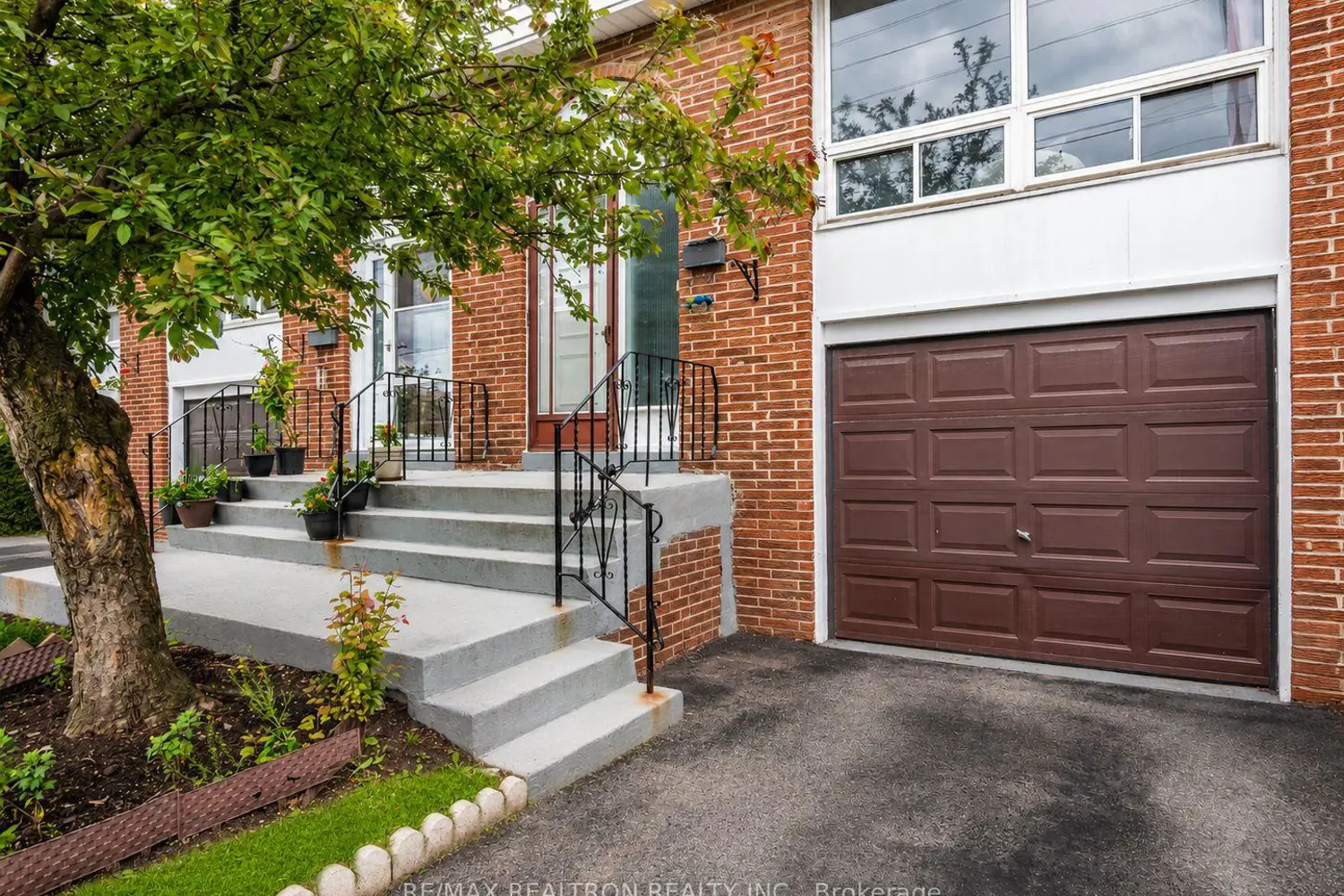 7500 Goreway Drive 37