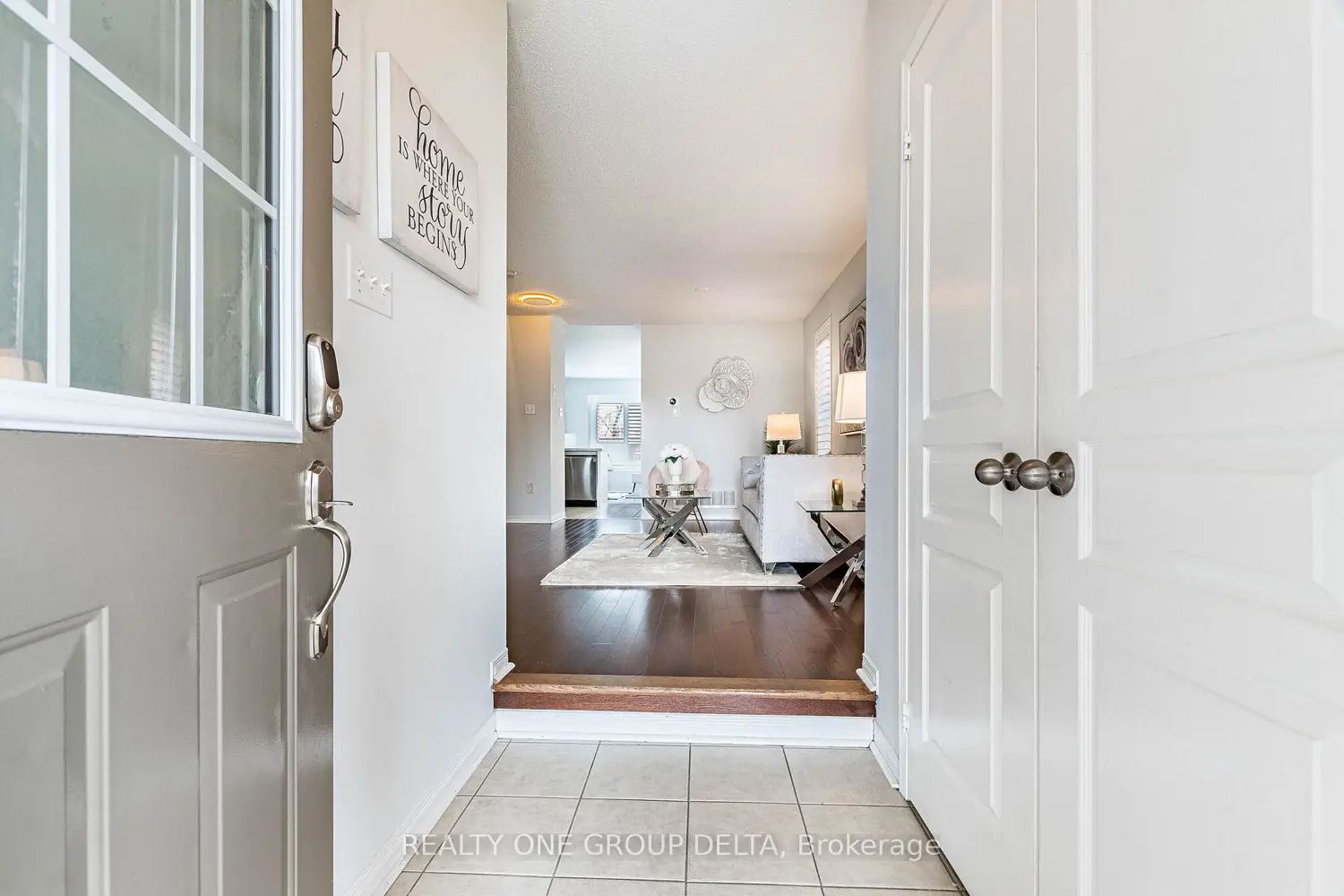 5897 Churchill Meadows Boulevard photo 4