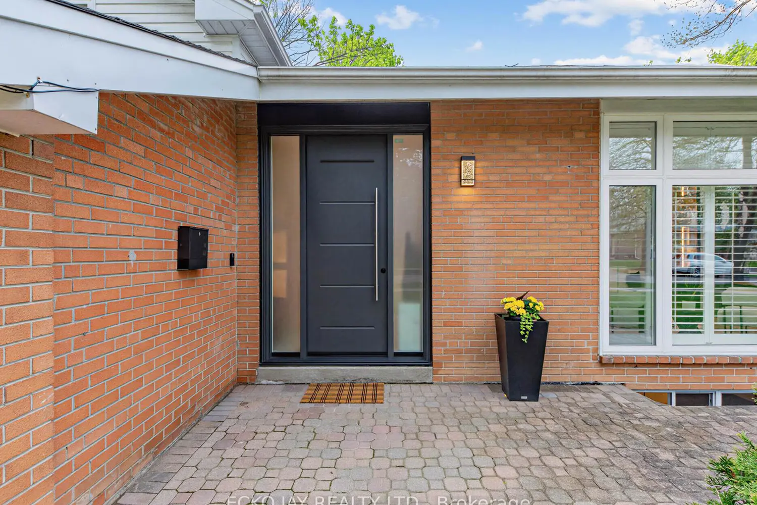 27 Silkwood Crescent