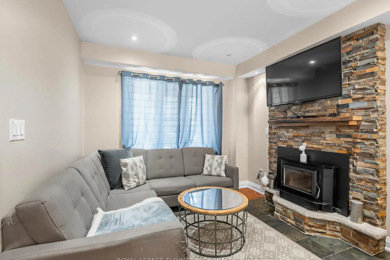 52 Gillespie Avenue photo 5