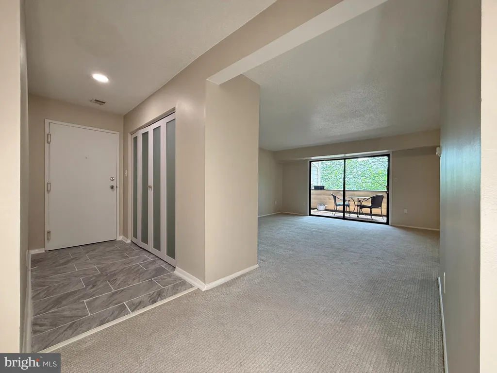 7 Windblown Court Unit 202, Baltimore, MD 21209 photo 3