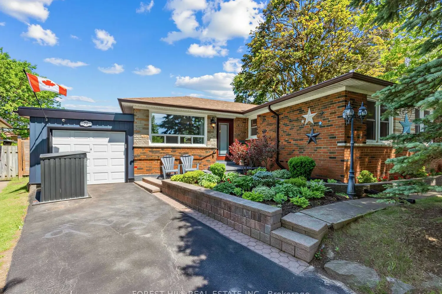72 Woodgarden Crescent