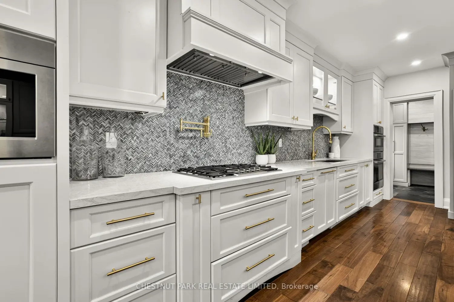 411 Keewatin Avenue photo 5