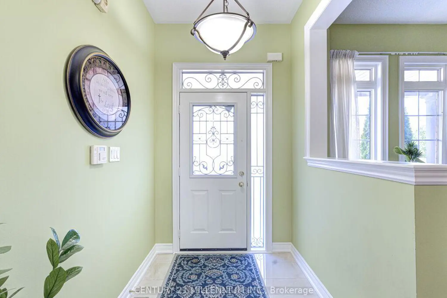 34 Lexington Road photo 2