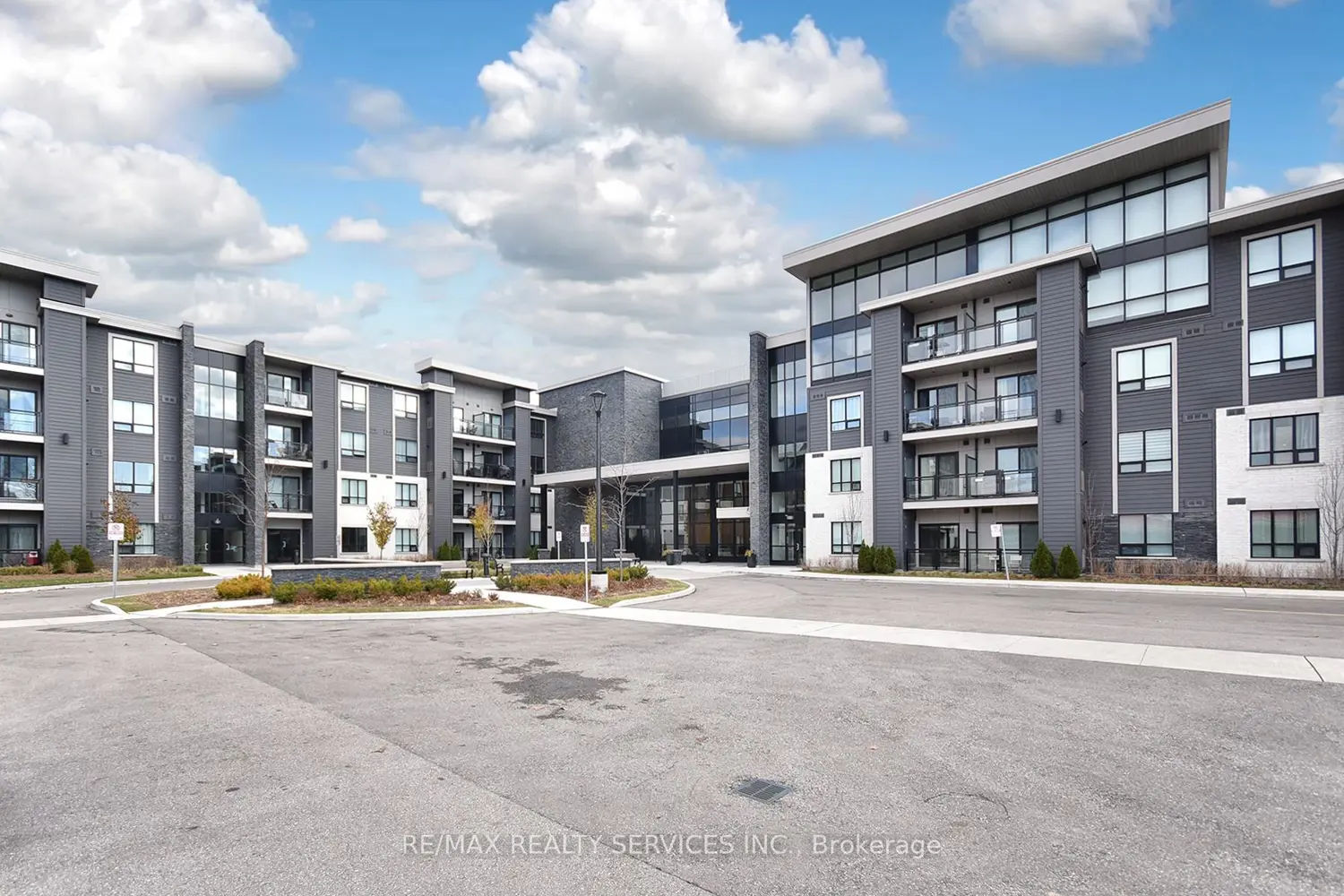 3170 Erin Mills Parkway 133