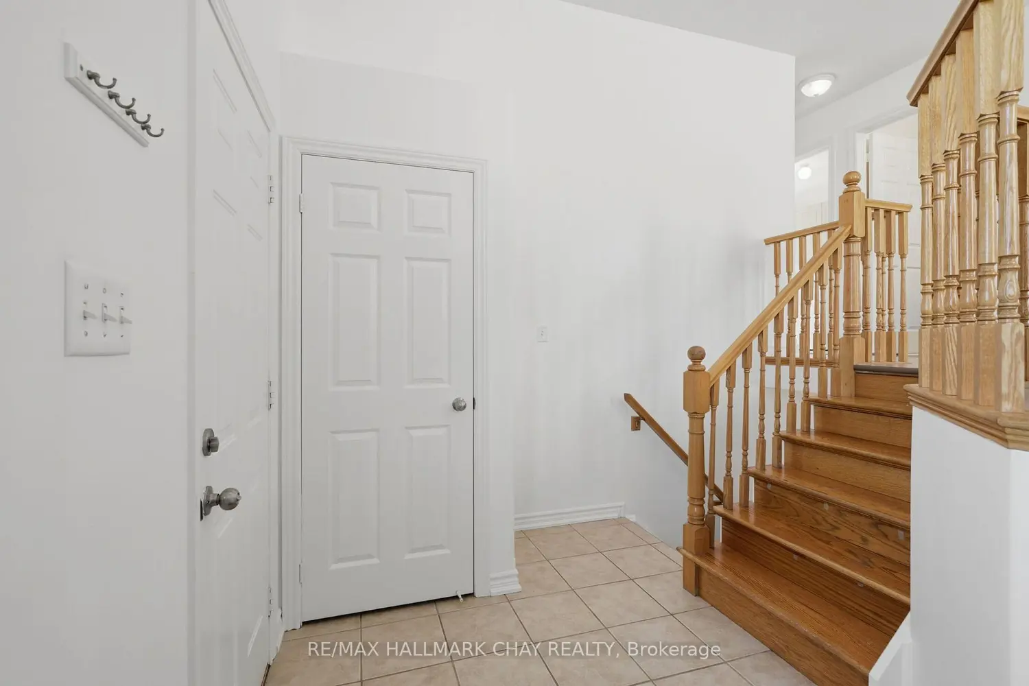 109 Sovereigns Gate photo 3
