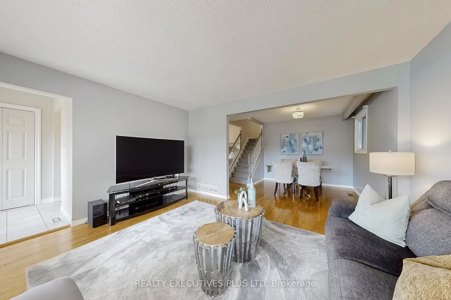 1304 Wharf Street photo 2