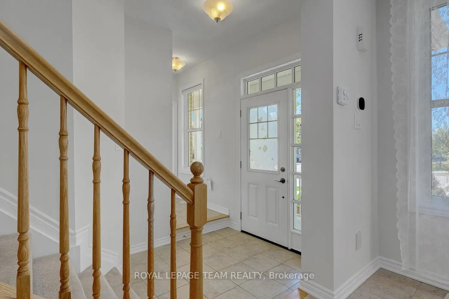 200 Rivertree Street photo 4