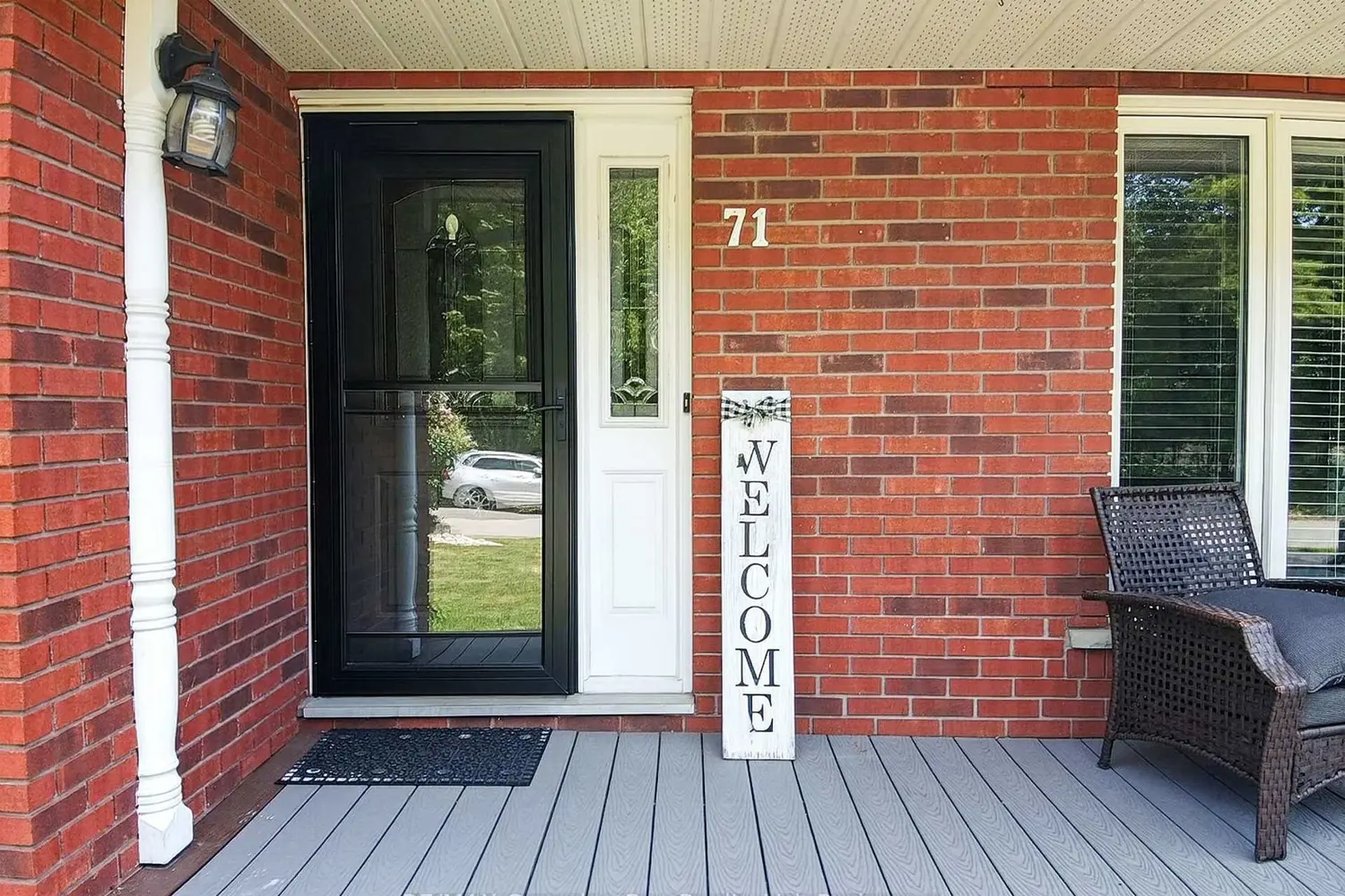 71 Lorne Avenue photo 2