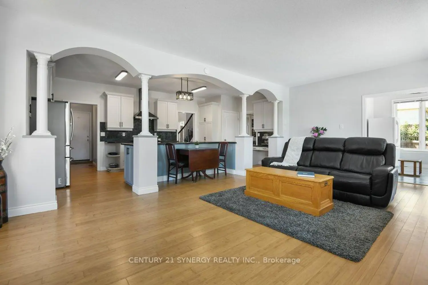 37 Windfield Crescent photo 5