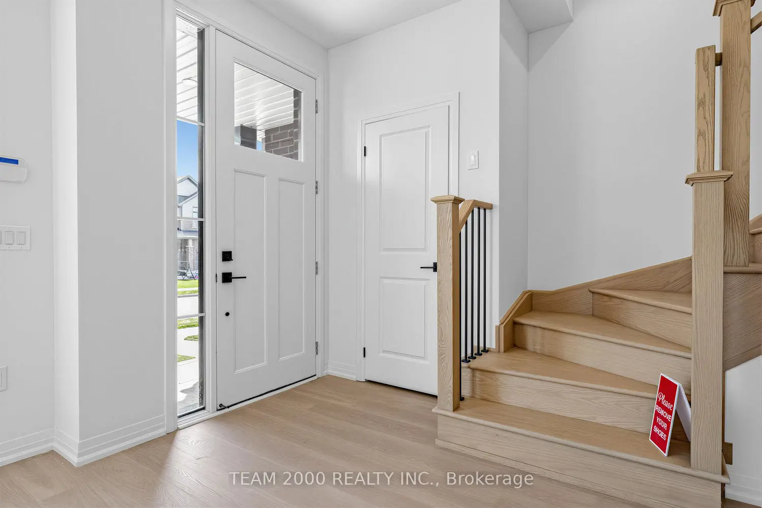 188 Spitfire Drive photo 3