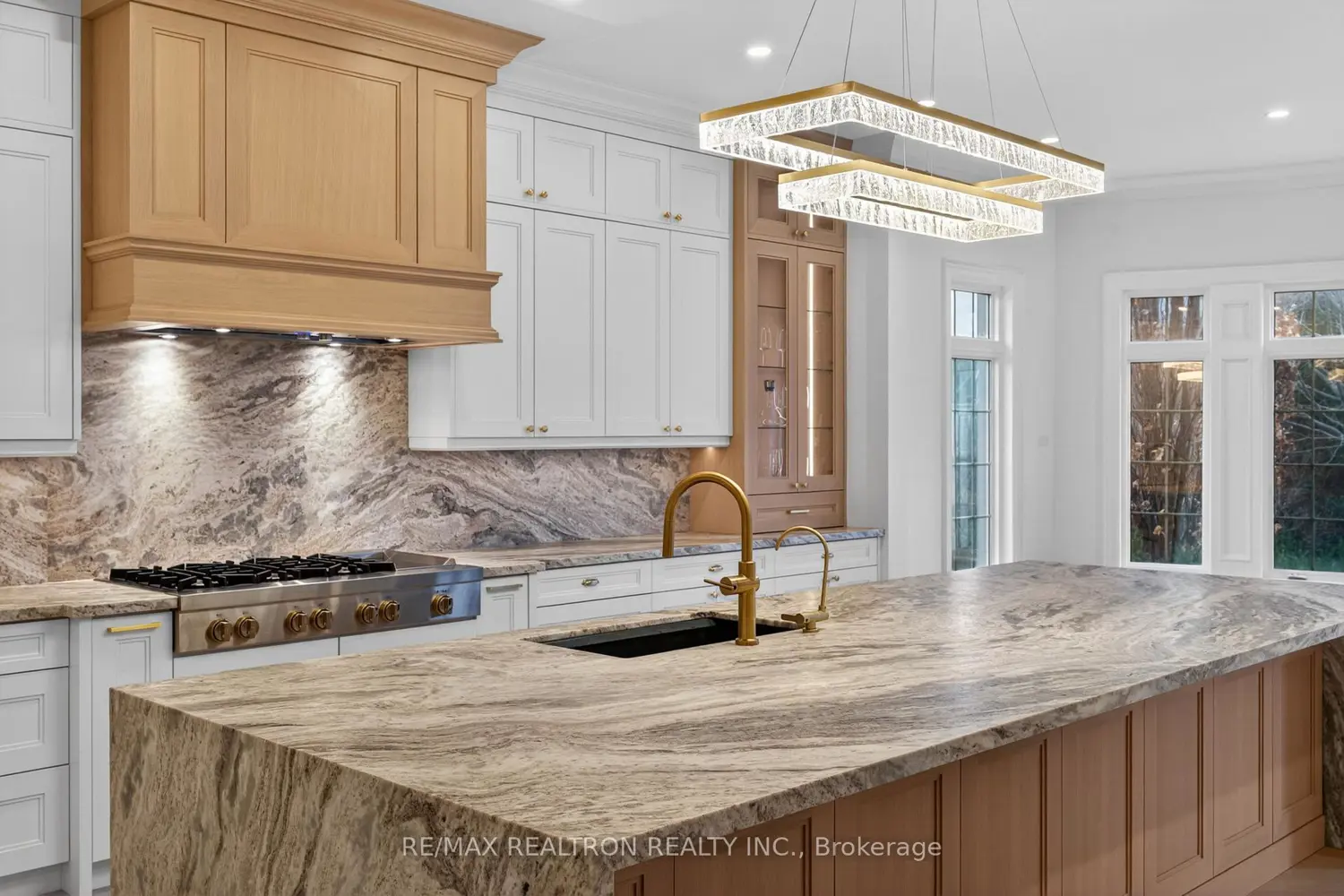 80 Callaway Court photo 4