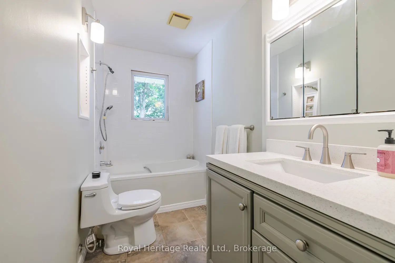 93 Cedar Street photo 5