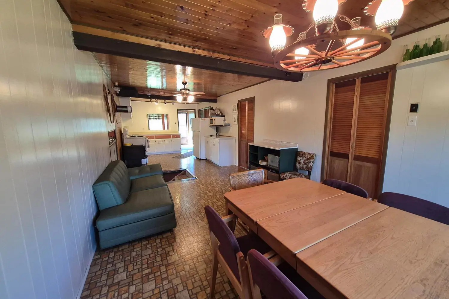 8 Jackfish Lake Road photo 3