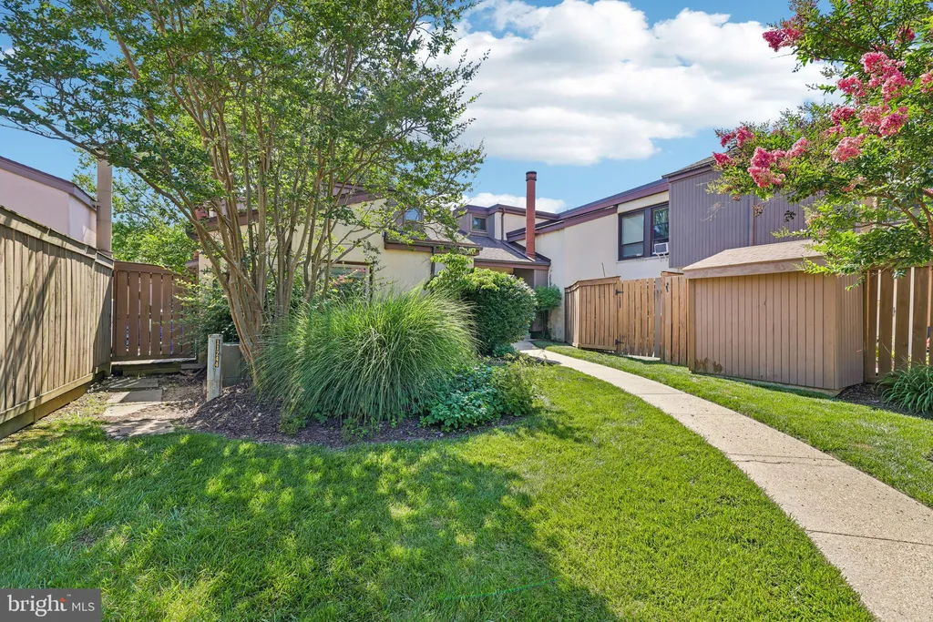11244 Snowflake Court Unit A-12-8, Columbia, MD 21044