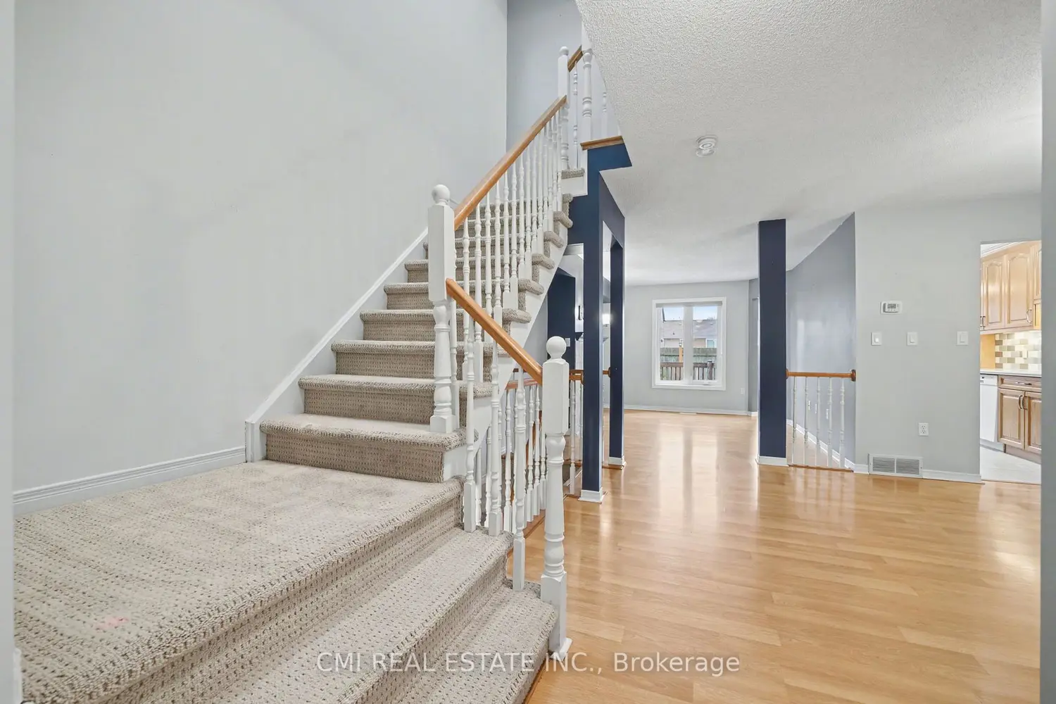 5070 Drummond Road 3 photo 5