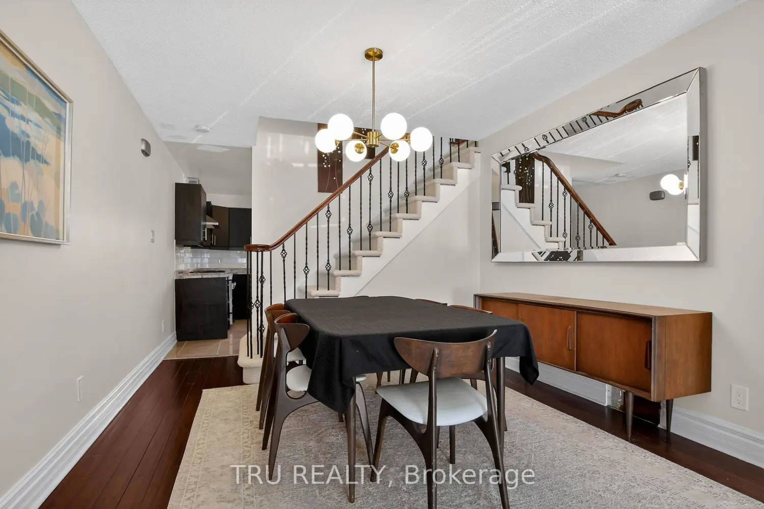 2769 Massicotte Lane photo 3