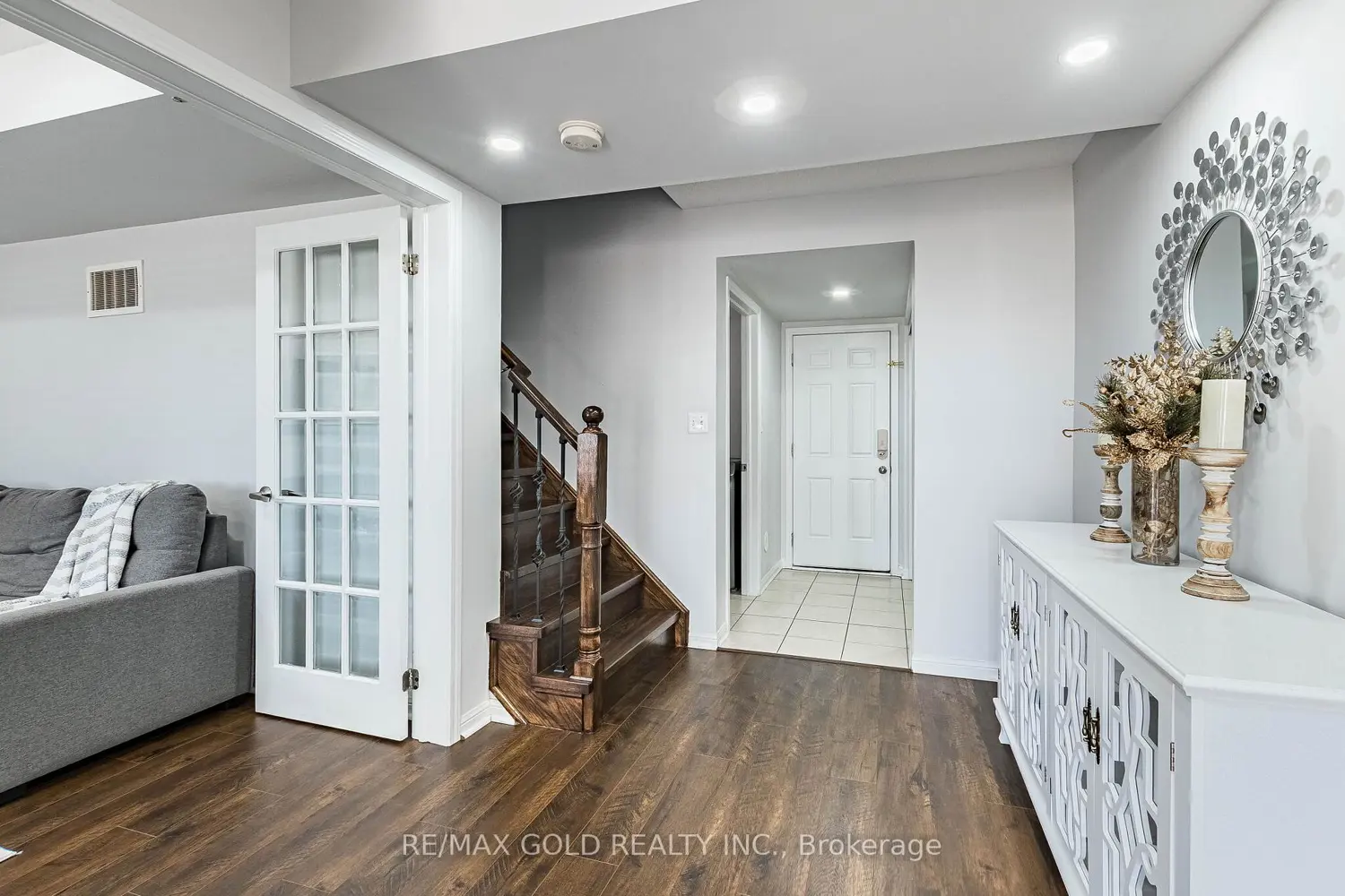 50 Ganton Heights photo 3