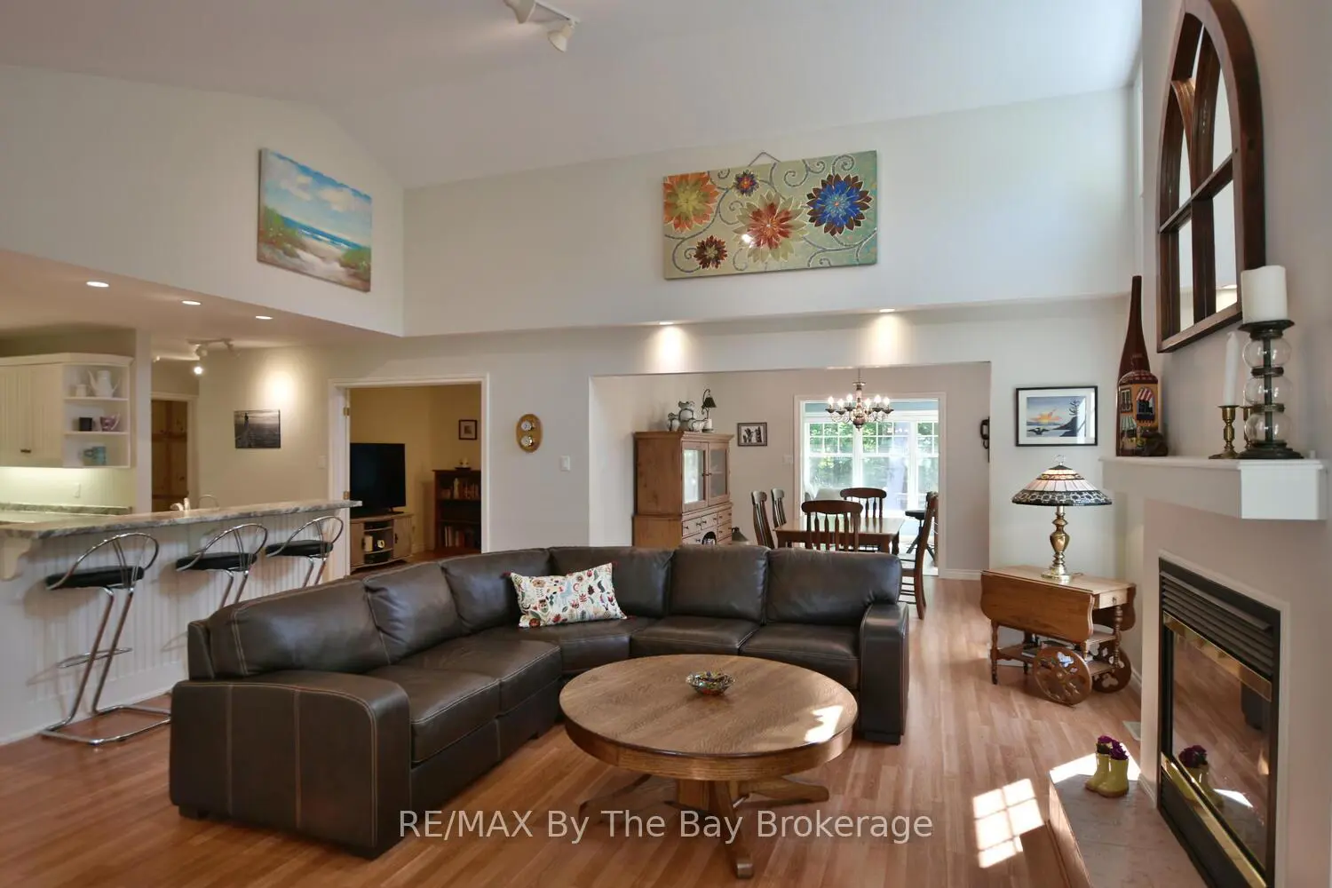 1327 River Road photo 4