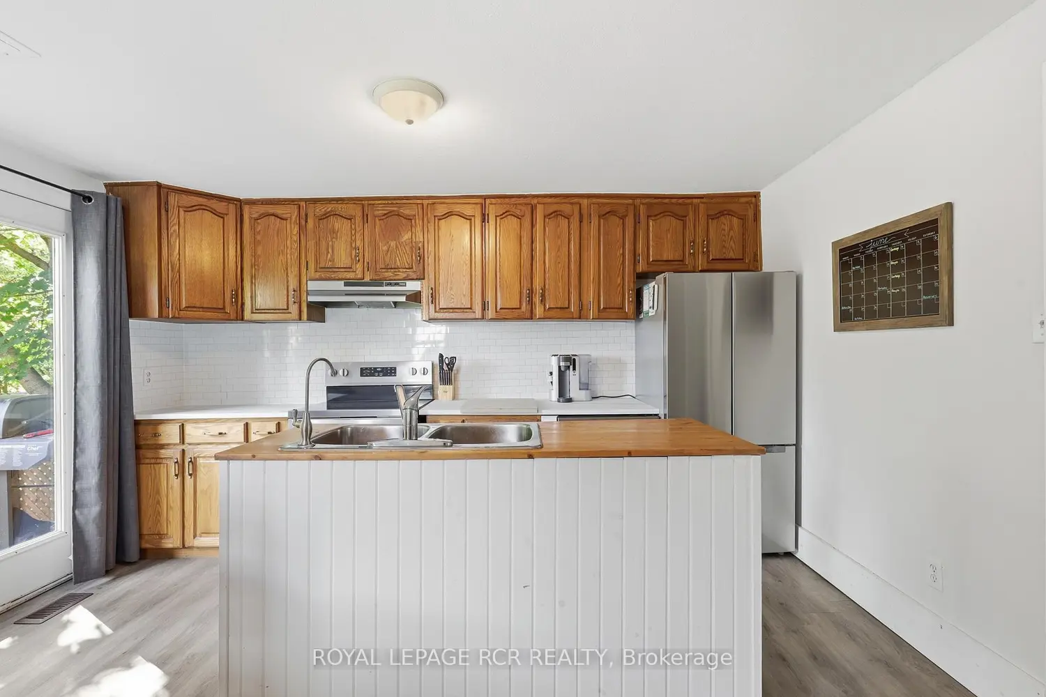 170 Edward Street photo 5