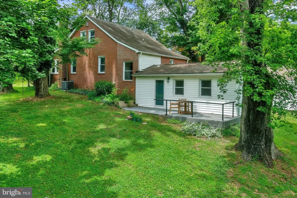 2743 Ridge Road, Baltimore, MD 21244