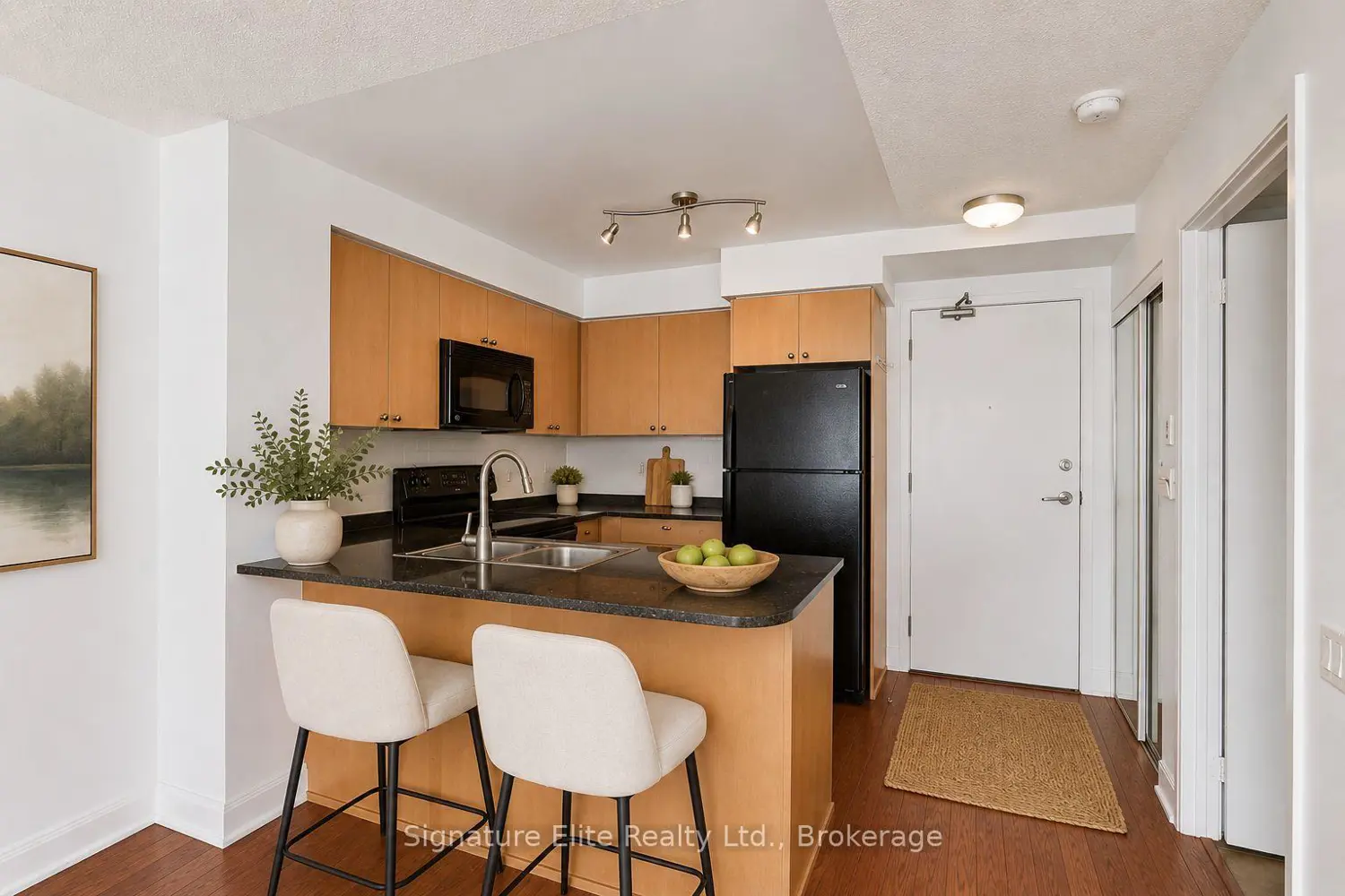 2191 Yonge Street 3209 photo 3