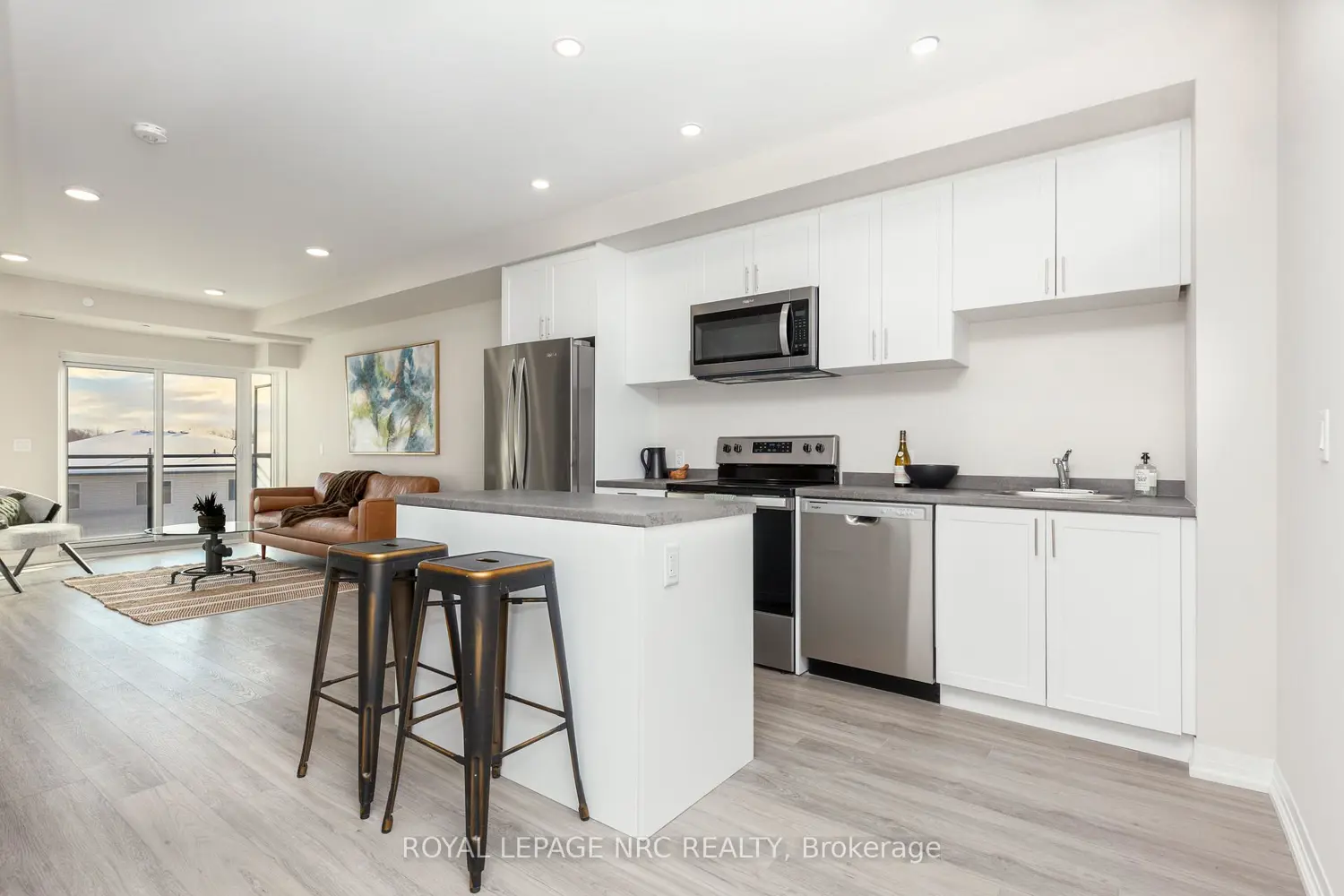 50 Herrick Avenue Up46
