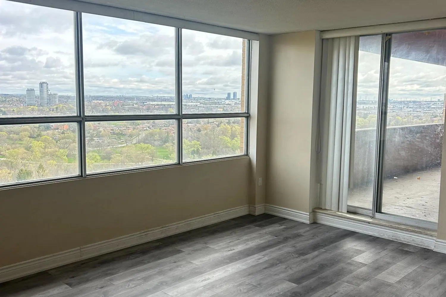 40 Panorama Court 1803