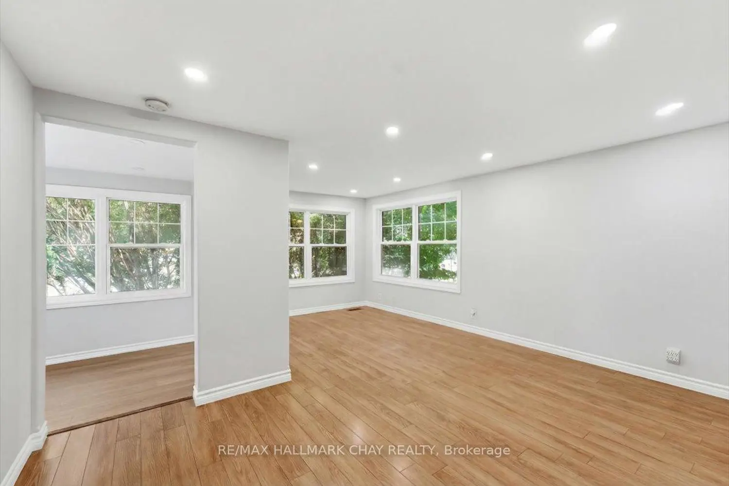 2022 St John's Road photo 5