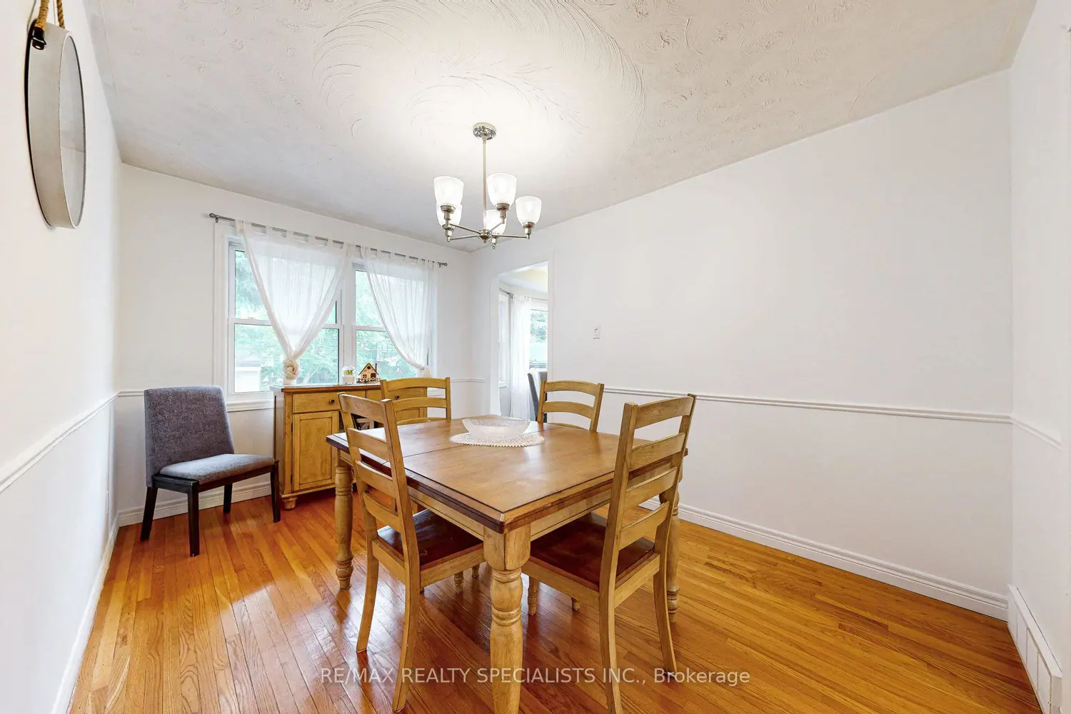 99 Pinnacle Drive photo 5