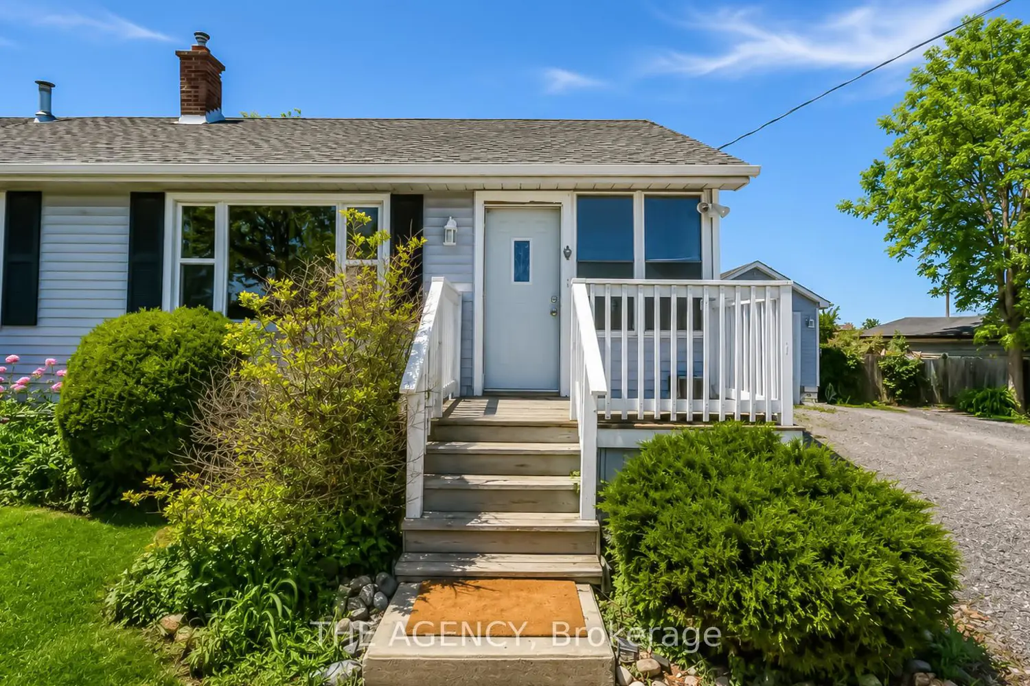 2696 Highway 6 photo 3