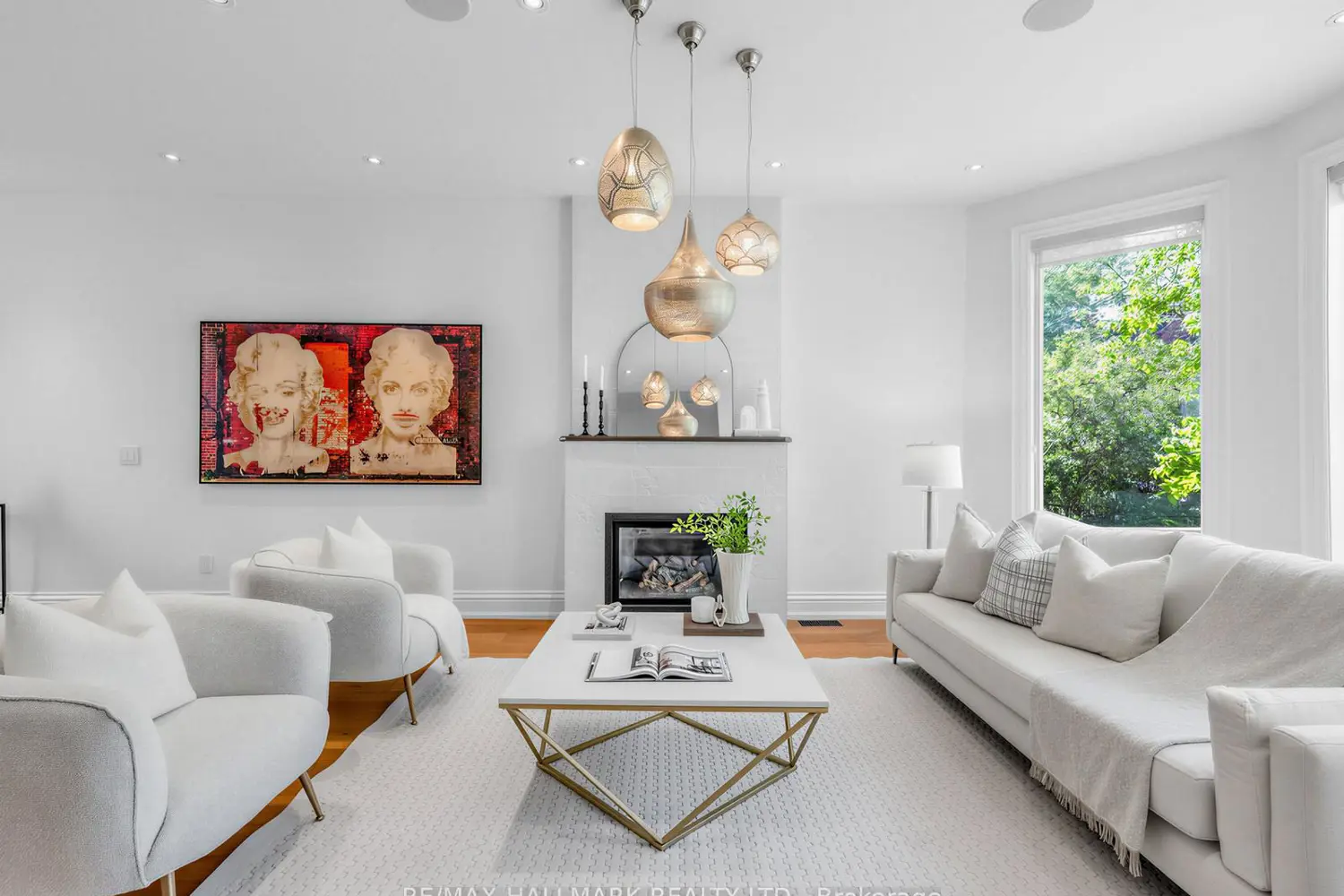 25 Grange Avenue photo 3