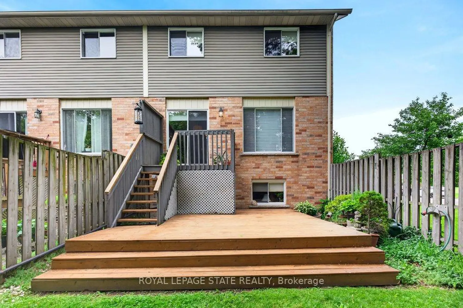 44 Frances Avenue 30