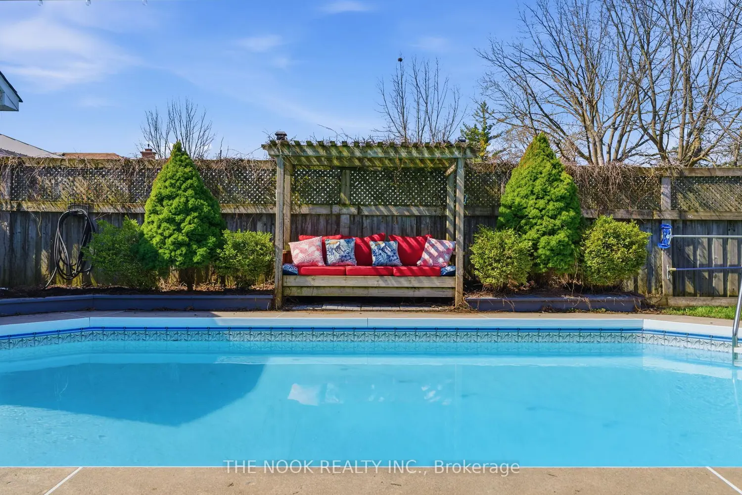 264 Bennet Street photo 2