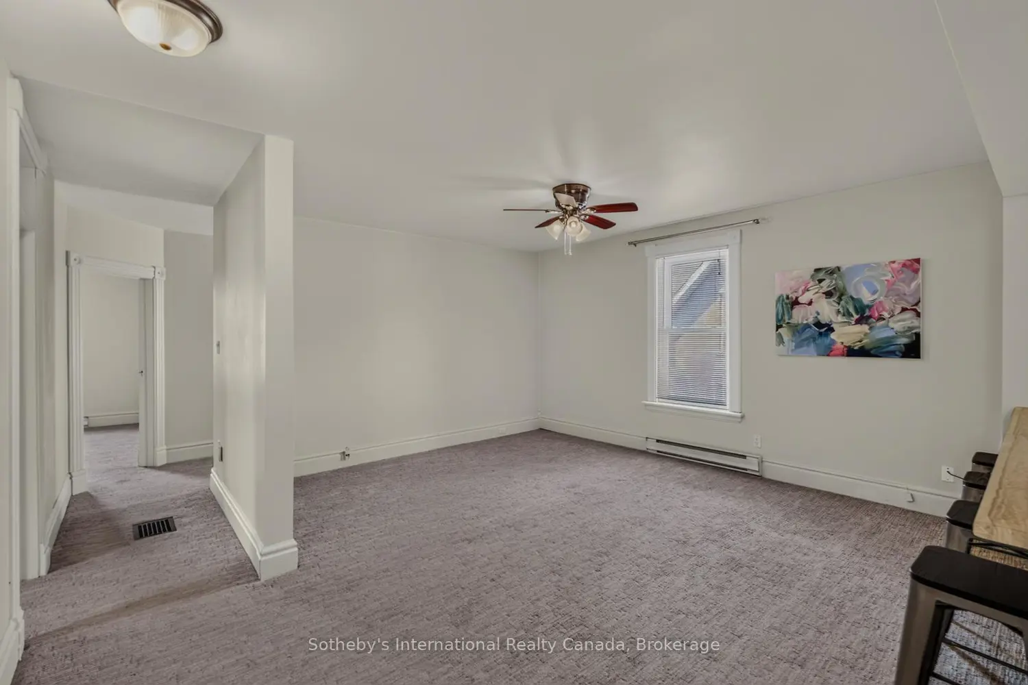 128 Douglas Street photo 3