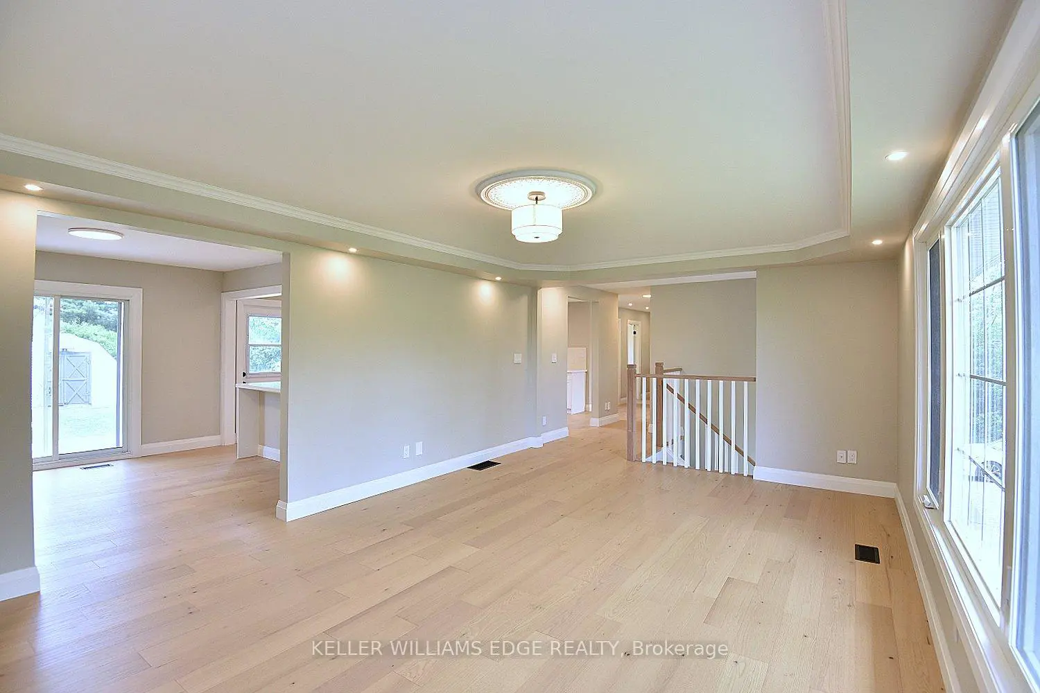1837 6Th Con Road photo 3