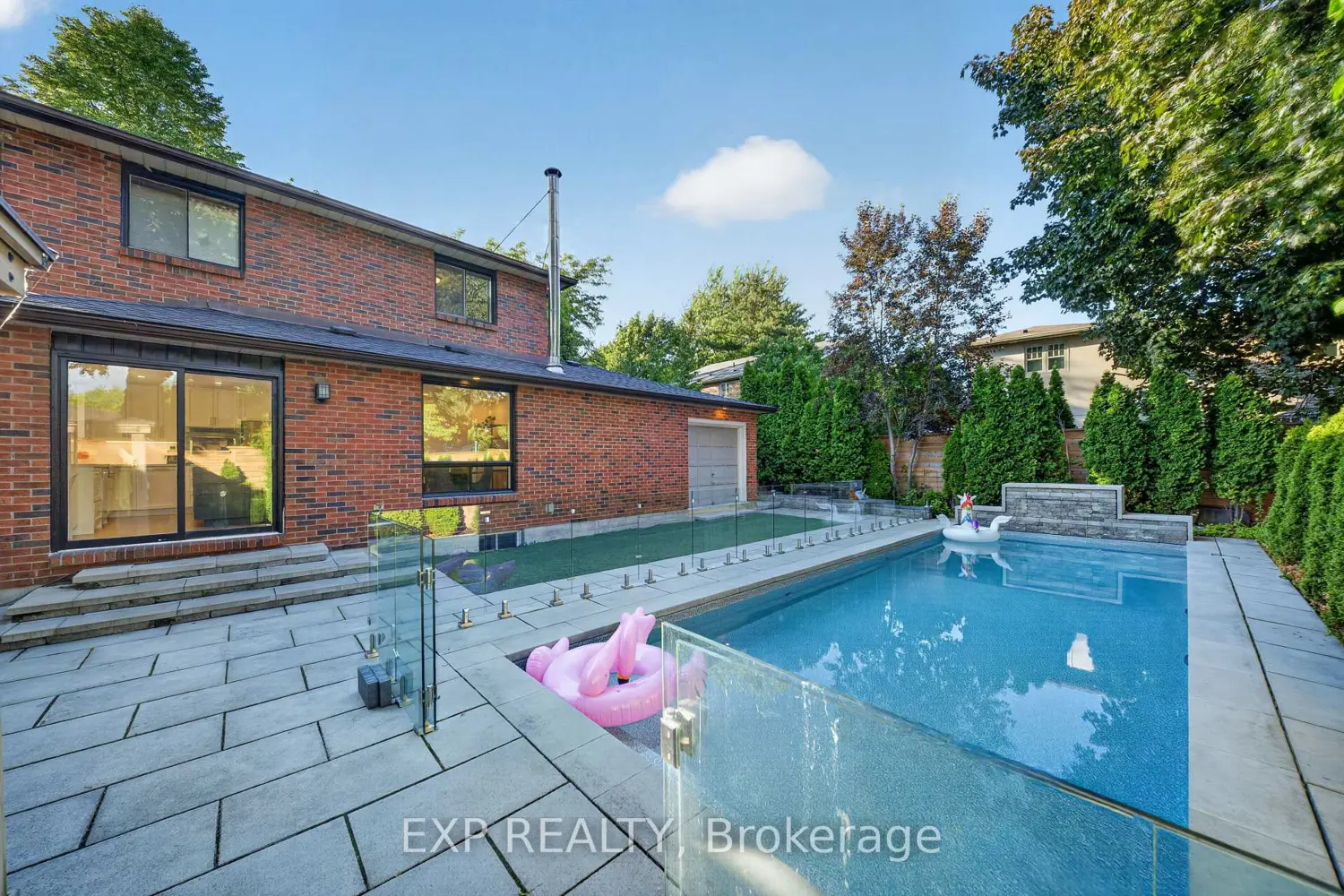 1158 Campbell Court photo 4