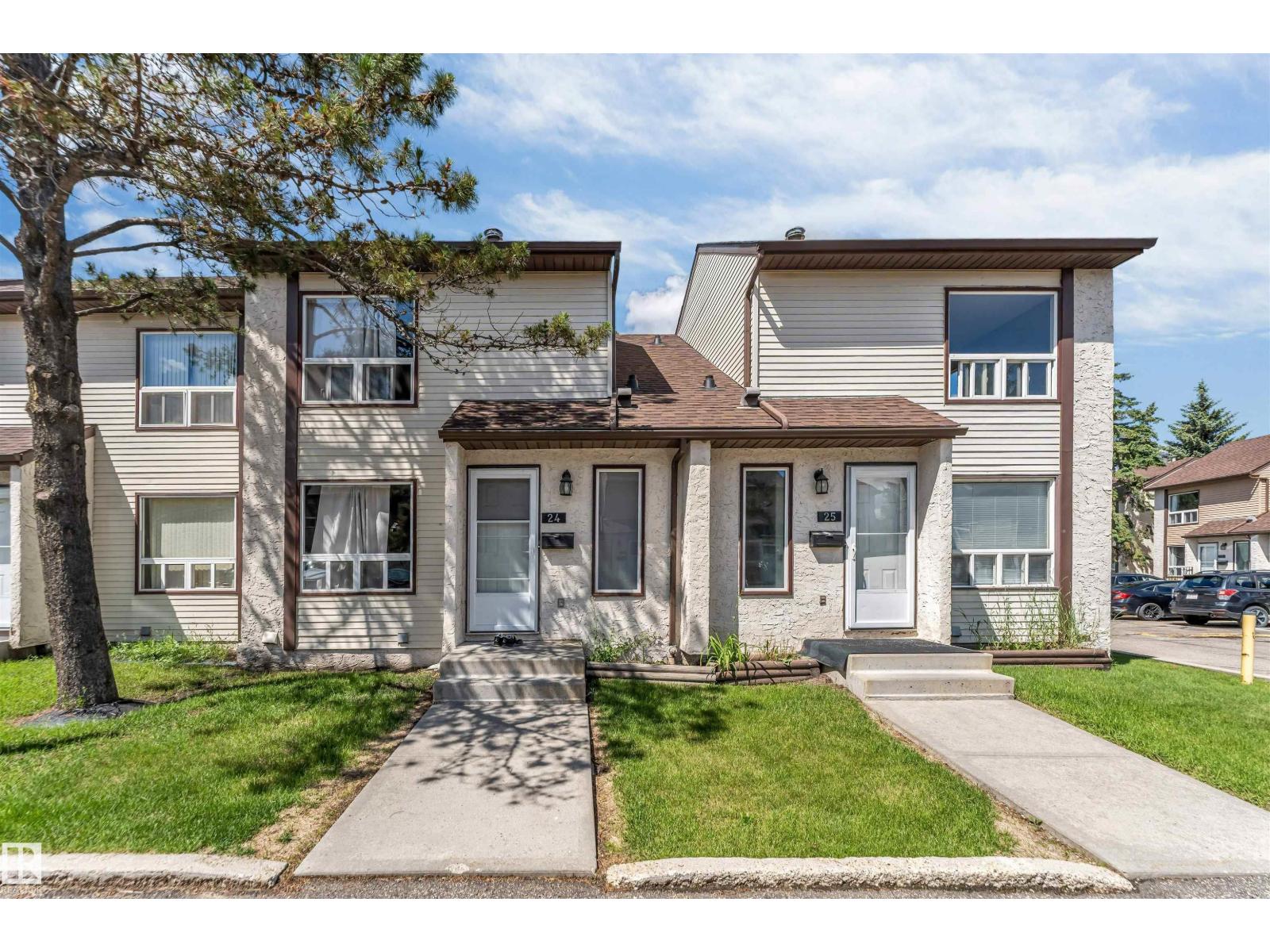 24-1651 46 Street NW, Edmonton, AB, T6L5H2