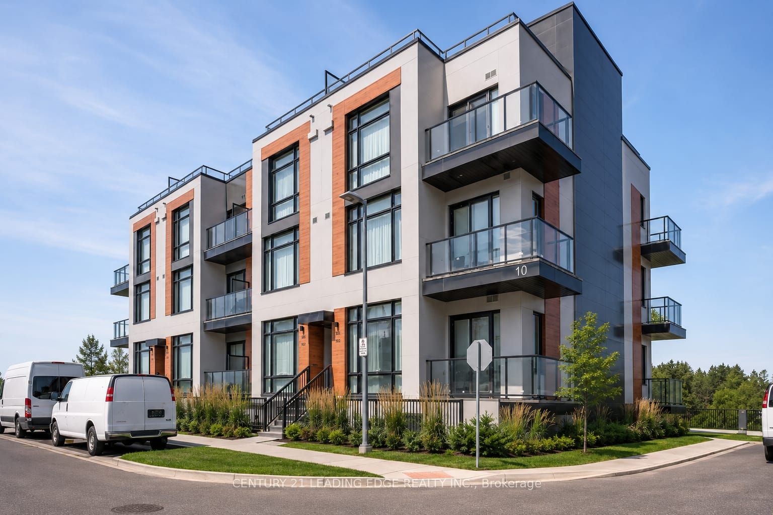 116-10 Steckley House Lane, Richmond Hill, ON, L4S 0N1