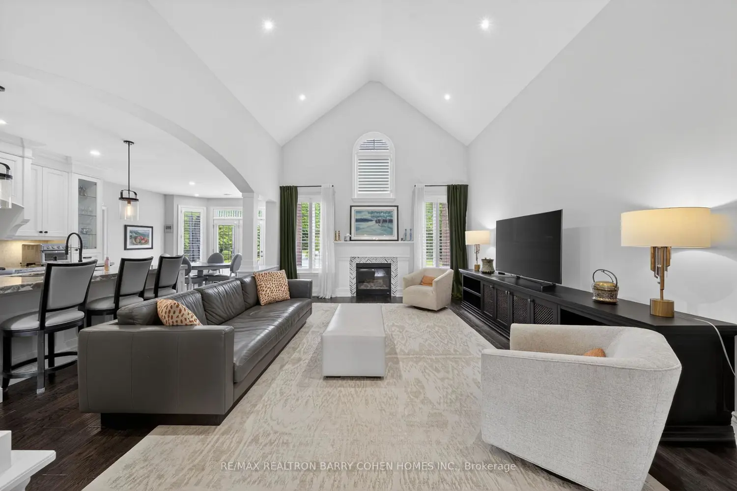 9 Wolford Court photo 5