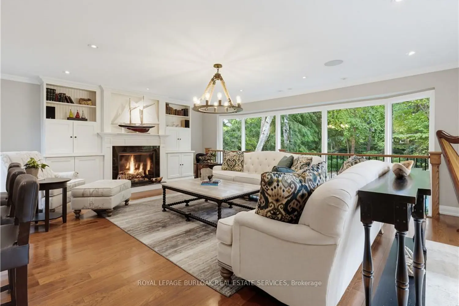 339 Smith Avenue photo 5