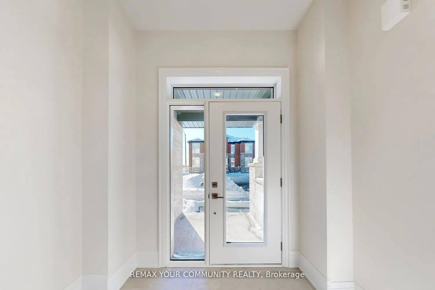 44 Schmeltzer Crescent photo 2