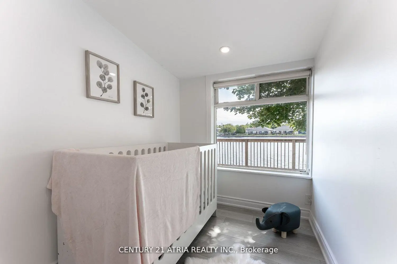 197 Queen Street photo 5