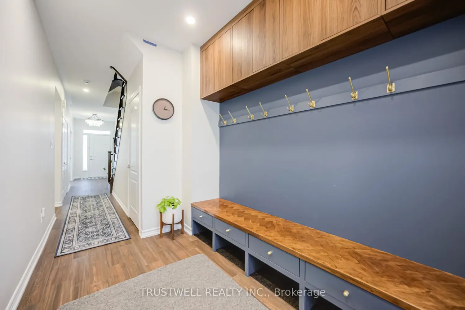 76 Donald Buttress Boulevard photo 3