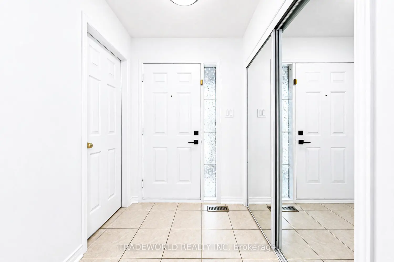 25 Bassett Avenue photo 3