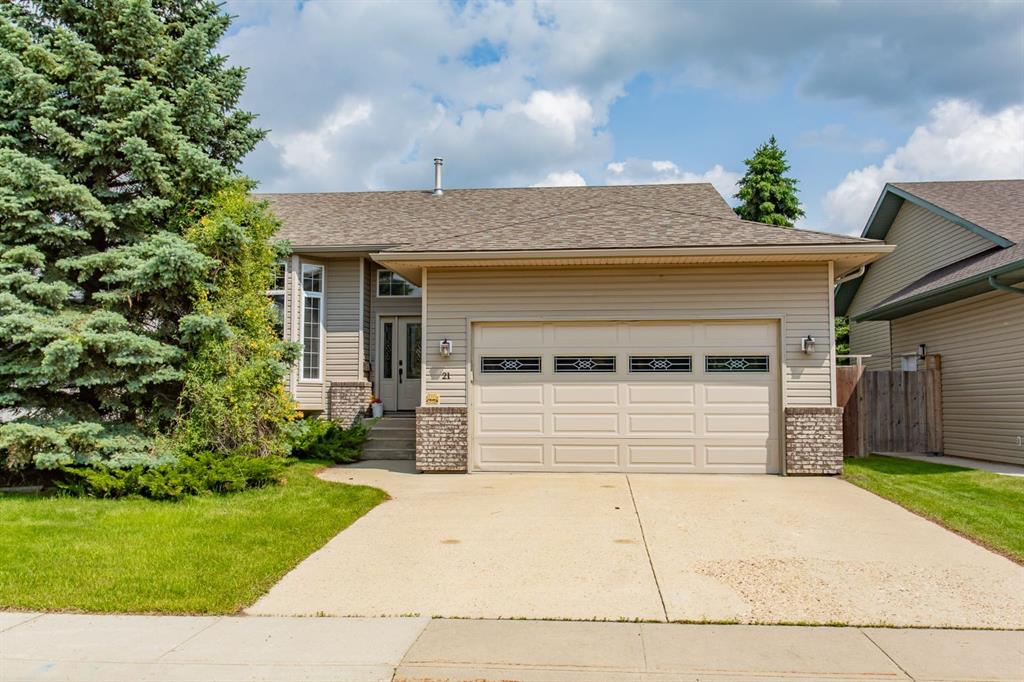 21 Royal Crescent, Lacombe, AB, T4L2H7