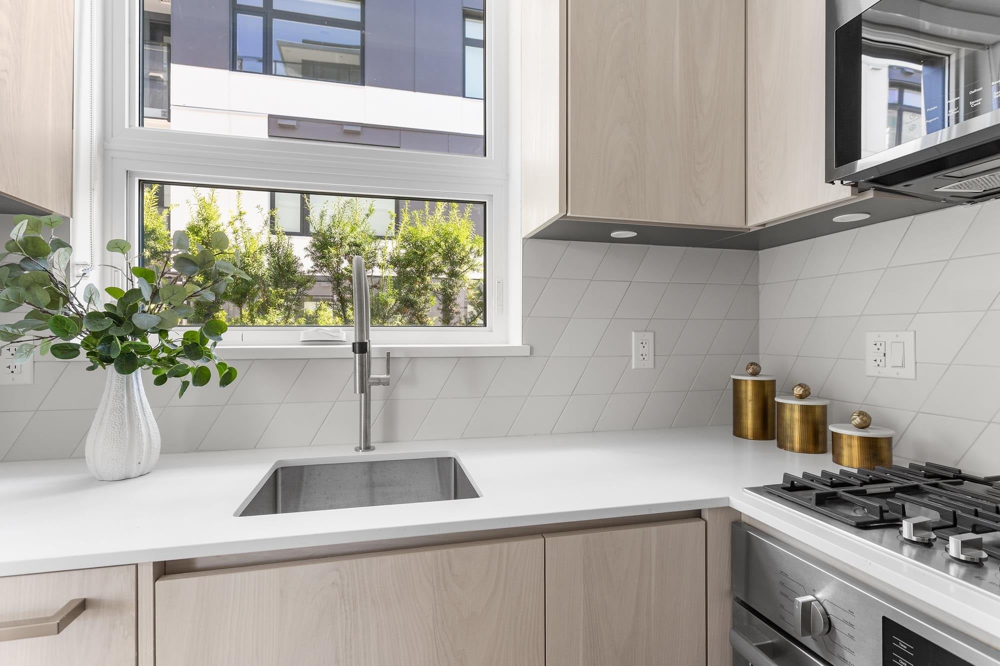 3249 Clive Avenue, Vancouver, BC, V5R 4V3