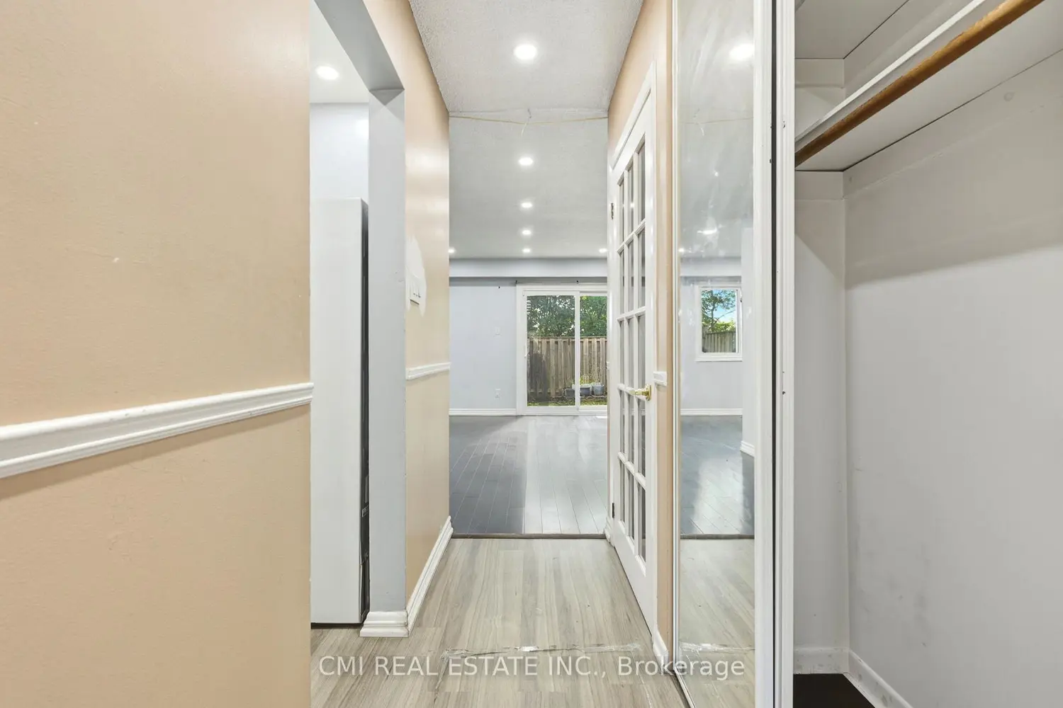 80 Dundalk Drive 44 photo 4