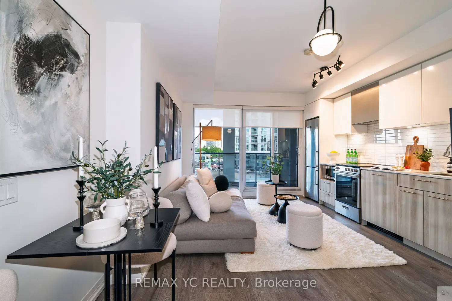 251 Jarvis Street 512